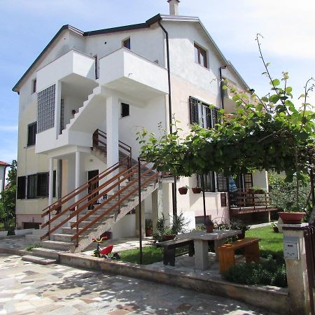 Mirela House With Apartment Umag Exterior photo