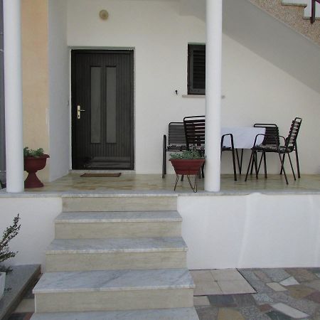 Mirela House With Apartment Umag Exterior photo