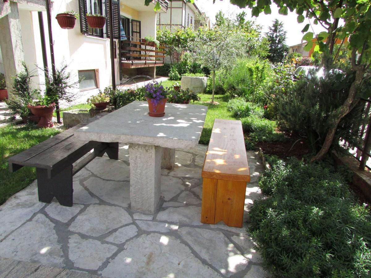 Mirela House With Apartment Umag Exterior photo