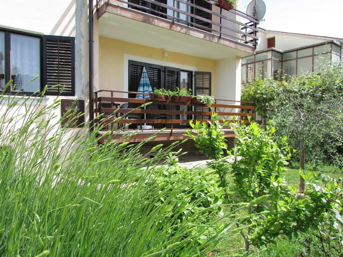 Mirela House With Apartment Umag Exterior photo